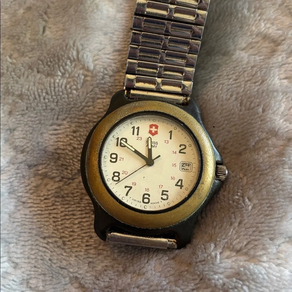Swiss Army 900784587 Military Dial Vintage Men’s Watch